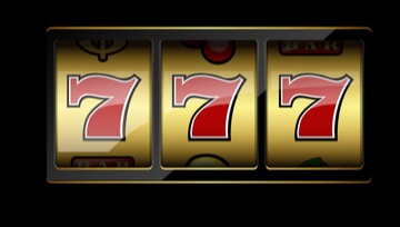 Slot machine winning combination of 7s 